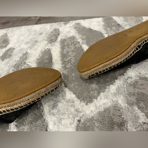 Slightly used espadrille flats - Picture 3 of 5